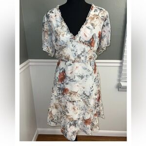 Women’s NWT TCEC Cutout Floral Dress Size Large